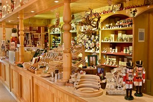 Schauwerkstatt der traditionellen Handwerkstechniken Seiffener Volkskunst eG 2 Schauwerkstatt der traditionellen Handwerkstechniken Seiffener Volkskunst eG 15
